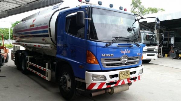 HINO-FL-8J 220แรงซีรี500คอมมอลเรว ถังบรรจุ 18,000ลิตรโหลดล่างยางใหม่10เส้น