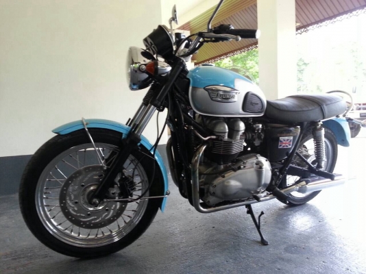 ขาย Triumph bonnevile