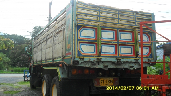ขายรถบรรทุกสิบล้อ
