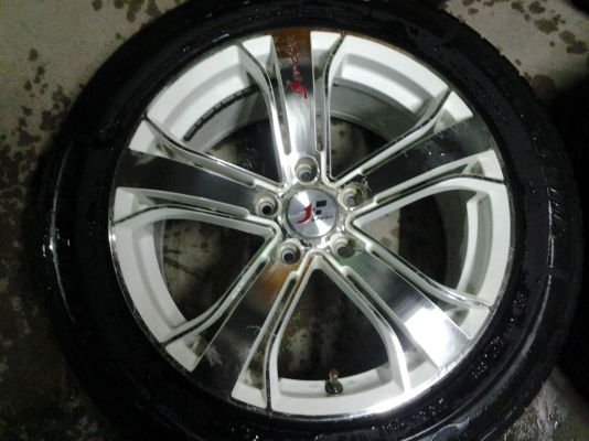 J SPORE ขอบ17 พร้อมยาง