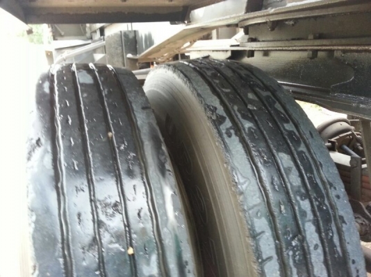 ขายหางพ่วง 2 เพลา. ปี 54 ( ใช้งานน้อย. ) สนใจติดต่อ 081 - 6079515 ขายหางพ่วง 2 เพลา. ปี 54 ( ใช้งานน้อย. ) สนใจติดต่อ 081 - 6079515