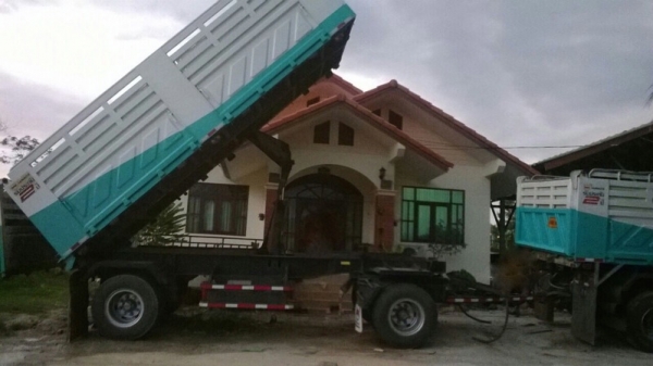 ขายหางพ่วง 2 เพลา. ปี 54 ( ใช้งานน้อย. ) สนใจติดต่อ 081 - 6079515 ขายหางพ่วง 2 เพลา. ปี 54 ( ใช้งานน้อย. ) สนใจติดต่อ 081 - 6079515