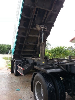 ขายหางพ่วง 2 เพลา. ปี 54 ( ใช้งานน้อย. ) สนใจติดต่อ 081 - 6079515 ขายหางพ่วง 2 เพลา. ปี 54 ( ใช้งานน้อย. ) สนใจติดต่อ 081 - 6079515