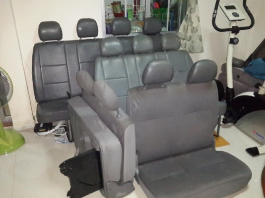 ขายเบาะนั่ง รถตู้ คอมมูเตอร์ commuter ทั้งชุด สนใจสอบถามรายละเอียดได้ครับ ขายเบาะนั่ง รถตู้ คอมมูเตอร์ commuter ทั้งชุด สนใจสอบถามรายละเอียดได้ครับ
