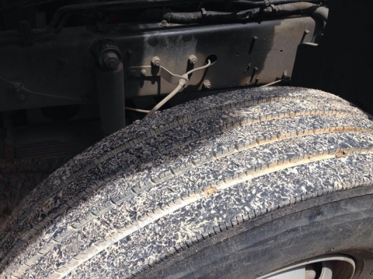 รถฮีโน่ 10 ล้อ ตู้เย็น 260 แรงม้า. ปี 49 สนใจติดต่อ 081 - 6079515 รถฮีโน่ 10 ล้อ ตู้เย็น 260 แรงม้า. ปี 49 สนใจติดต่อ 081 - 6079515