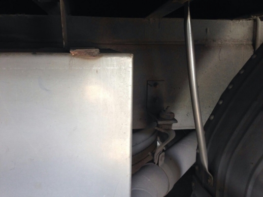 รถฮีโน่ 10 ล้อ ตู้เย็น 260 แรงม้า. ปี 49 สนใจติดต่อ 081 - 6079515 รถฮีโน่ 10 ล้อ ตู้เย็น 260 แรงม้า. ปี 49 สนใจติดต่อ 081 - 6079515