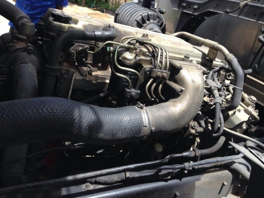 รถฮีโน่ 10 ล้อ ตู้เย็น 260 แรงม้า. ปี 49 สนใจติดต่อ 081 - 6079515 รถฮีโน่ 10 ล้อ ตู้เย็น 260 แรงม้า. ปี 49 สนใจติดต่อ 081 - 6079515