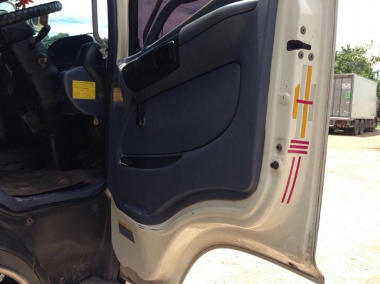 รถฮีโน่ 10 ล้อ ตู้เย็น 260 แรงม้า. ปี 49 สนใจติดต่อ 081 - 6079515 รถฮีโน่ 10 ล้อ ตู้เย็น 260 แรงม้า. ปี 49 สนใจติดต่อ 081 - 6079515