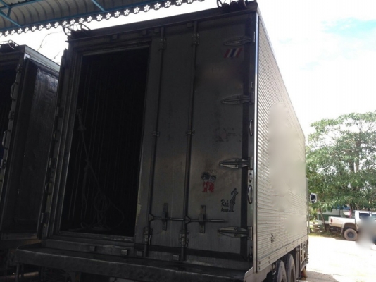 รถฮีโน่ 10 ล้อ ตู้เย็น 260 แรงม้า. ปี 49 สนใจติดต่อ 081 - 6079515 รถฮีโน่ 10 ล้อ ตู้เย็น 260 แรงม้า. ปี 49 สนใจติดต่อ 081 - 6079515