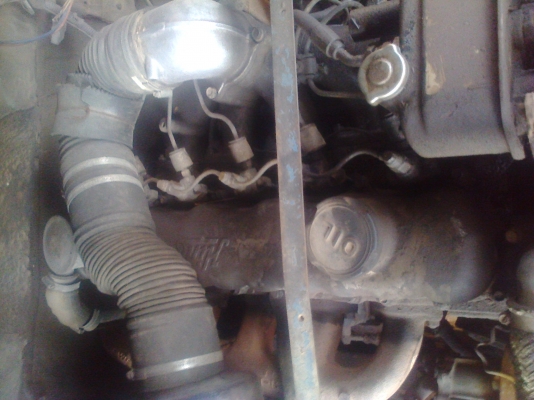 หกล้อ อีซูซุ เครือง HO7C พวงมาลัยเพาเวอร์ บรรทุกแบ็คโฮ120-รถเกี่ยวฃ้าว ภาษีเต็ม58ทะเบียนพร้อมโอน