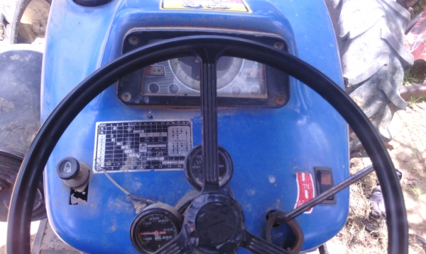 ขายรถไถ FORD 2เพลา มีเอกสาร