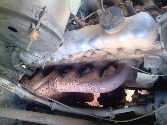 สิบล้อ อีซูซู HO7Cอยู่คู่เดิมจริงๆเทนเลอร์ 2 เพลาบรรทุกแบ็คโฮ200ได้สบายครับ เหล็กใหม่ทุกชิ้น ทะเบียนพร้อมโอน ราคา 425,000บ