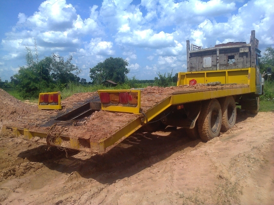 สิบล้อ อีซูซู HO7Cอยู่คู่เดิมจริงๆเทนเลอร์ 2 เพลาบรรทุกแบ็คโฮ200ได้สบายครับ เหล็กใหม่ทุกชิ้น ทะเบียนพร้อมโอน ราคา 425,000บ