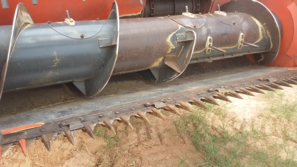 ขายรถเกี่ยวข้าวkubota plus พร้อมเทเลอร์ เล่มทะเบียนพร้อมโอน ขายรถเกี่ยวข้าวkubota plus พร้อมเทเลอร์ เล่มทะเบียนพร้อมโอน