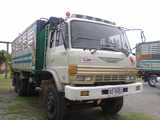 HINO 227 220 แรงม้า 2 เพลาดัมพ์ กระบะอลูมิเนียม
