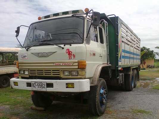 HINO 227 220 แรงม้า 2 เพลาดัมพ์ กระบะอลูมิเนียม