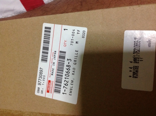 ขายโลโก้อิซูซุเดกก้าแท้ยี่ปุ่นครับ. ซื้อมาเป็นตัวอย่างไฟโลโก้ครับยังไม่ได้ใช้