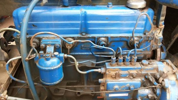 ***ขายแล้วครับขอบคุณ Truck2hand <ถูกๆจัดให้ ร่วมสู้ด้วยกัน พี่น้องครับ !!>>ขายถูกๆ รถไถเพลาเดียว FORD T2 รหัส 683F 6090AAB,703F 6016AAA เครื่องเดิมเกียร์เดิม เครื่องดี มีอ่อนนิดนึง เกียร์เดิมไม่หลุดไม่หอน ระบบไฮฯใช้งานปกติ ไม่แตก สีสันสวย บอดี้ดี