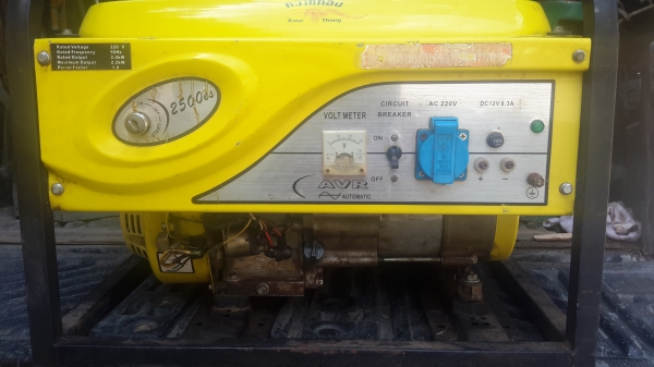 ขายเครื่องปั่นไฟฟ้า2200 w