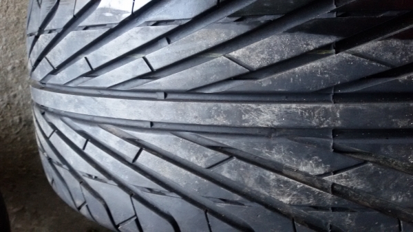 ขายล้อขอบ20 5รู114พร้อมยางชุดละ17500 ขายล้อขอบ20 5รู114พร้อมยางชุดละ17500