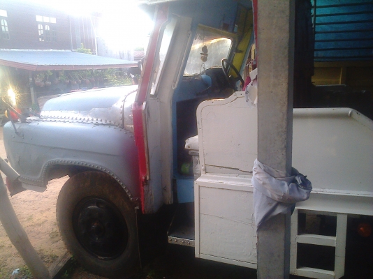 หกล้อ อีซูซุ HO7C เทนเลอร์บรรทุกแบ็คโฮ120-รถเกียวข้าว สภาพดีสวยๆ ภาษีเต็ม58ทะเบียนพร้อมโอน