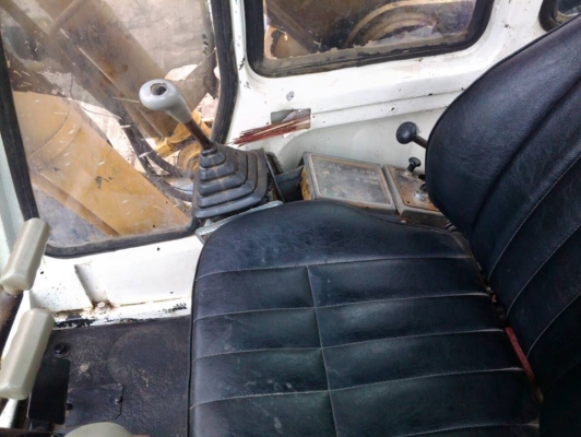 ***ขายแล้วครับขอบคุณ Truck2hand ขายแบ็คโฮ KOBELCO MARK-ll Yutani SK907 /YN-5718 (SK 200 มาร์คทู) เครื่องเดิมปั้มเดิม เครื่อง MITSUBISHI-6D31 6สูบ 135HPแรงดี แน่น ปั้มเดิม K3V ปั้มดีแรงดี ทำงานดี เร็วไม่โหลด เอวแน่นเต็ม ไม่มีแตก ช่วงล่าง70-80\% โซ่ดี แทร็ก7