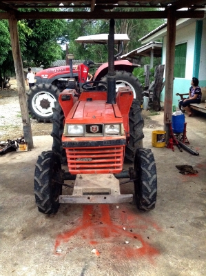 ขาย KUBOTA L1-24 เครื่องดี เกียร์ดี พร้อมผาน5 ครับ