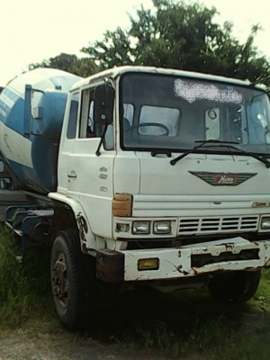 ***ขายแล้วครับขอบคุณ Truck2hand ขายรถโม่ปูน 7คิว 10ล้อ2เพลา HINO FM278 (คัสซีนอก) เครื่อง EK100-260HP เครื่องดี วตาร์ทติดง่าย เสียงดีนิ่ม แรงดี ไม่เยิ้ม เกียร์ดีไม่หลุด ช่วงล่าง2เพลาZM คัสซีสวยเดิมไม่ปะไม่ดาม หัวเก๋ง227สภาพดีไม่ผุ กันชนหน้าไม่สวย ภายในเก๋ ***ขายแล้วครับขอบคุณ Truck2hand ขายรถโม่ปูน 7คิว 10ล้อ2เพลา HINO FM278 (คัสซีนอก) เครื่อง EK100-260HP เครื่องดี วตาร์ทติดง่าย เสียงดีนิ่ม แรงดี ไม่เยิ้ม เกียร์ดีไม่หลุด ช่วงล่าง2เพลาZM คัสซีสวยเดิมไม่ปะไม่ดาม หัวเก๋ง227สภาพดีไม่ผุ กันชนหน้าไม่สวย ภายในเก๋