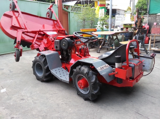 ขายรถตัดหญ้า WADO ขับเคลื่อน4ล้อ ขายรถตัดหญ้า WADO ขับเคลื่อน4ล้อ