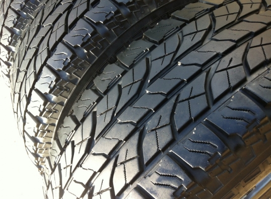 ขายยาง YOKOHAMA Geolandar A/T-S ขนาด 265 70 r16 + Bredley V ขอบ16x8 ออฟ -0 ขายยาง YOKOHAMA Geolandar A/T-S ขนาด 265 70 r16 + Bredley V ขอบ16x8 ออฟ -0