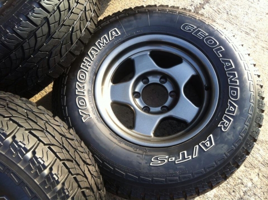 ขายยาง YOKOHAMA Geolandar A/T-S ขนาด 265 70 r16 + Bredley V ขอบ16x8 ออฟ -0