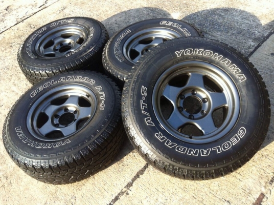 ขายยาง YOKOHAMA Geolandar A/T-S ขนาด 265 70 r16 + Bredley V ขอบ16x8 ออฟ -0 ขายยาง YOKOHAMA Geolandar A/T-S ขนาด 265 70 r16 + Bredley V ขอบ16x8 ออฟ -0