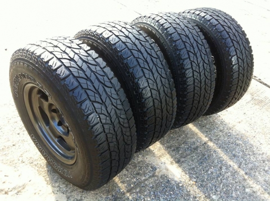 ขายยาง YOKOHAMA Geolandar A/T-S ขนาด 265 70 r16 + Bredley V ขอบ16x8 ออฟ -0 ขายยาง YOKOHAMA Geolandar A/T-S ขนาด 265 70 r16 + Bredley V ขอบ16x8 ออฟ -0