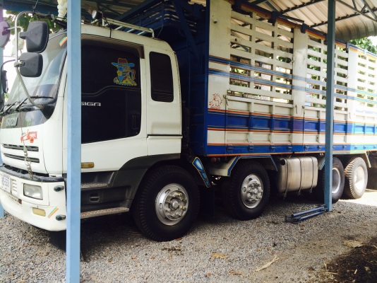 ขายสิบล้อแม่ลูกอีซุจิกจ้า360แรงม้าไม่ดั้ม