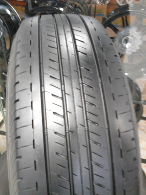 215/70R15 BRIDGESTONE DURAVIS R611 มีชุด 4 เส้น TEL.081-427-3941 215/70R15 BRIDGESTONE DURAVIS R611 มีชุด 4 เส้น TEL.081-427-3941