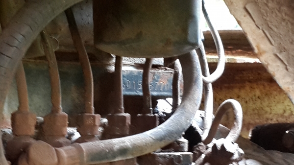 ขายด่วนสิบล้อเทรนเลอร์เพลาเดียว หางปลาขึ้นแบ็คโฮ200สภาพพร้อมราคาถูกทะเบียนท้ายลาดแจ้งจอดโทร0843923995