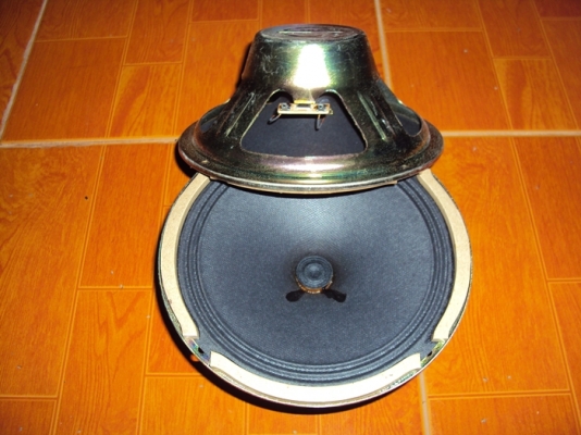 ขายดอกลำโพงรุ่นเก่าหลายรายการ