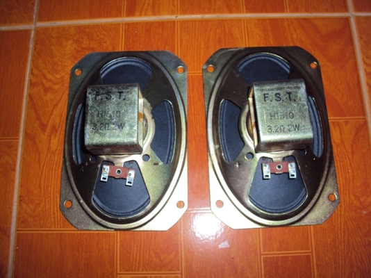 ขายดอกลำโพงรุ่นเก่าหลายรายการ