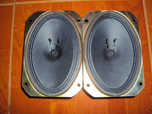 ขายดอกลำโพงรุ่นเก่าหลายรายการ