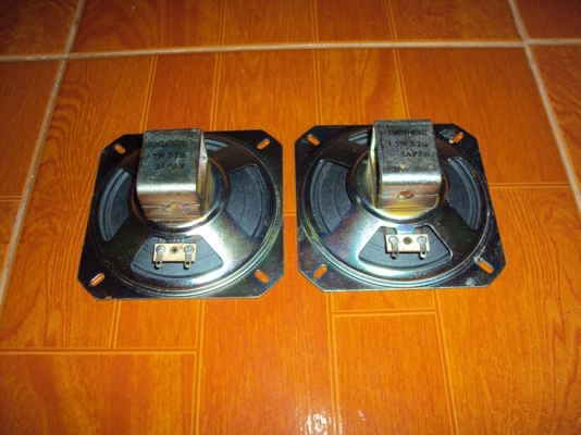 ขายดอกลำโพงรุ่นเก่าหลายรายการ