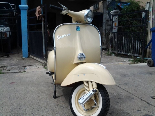 vespa 64 สวยๆเสร็จเรียบร้อยพร้อมส่งแล้วครับ ขอบคุณพี่ติ๊ก มากครับที่ไว้ใจสั่งประกอบรถจากร้าน รุ่งเจริญ เวสป้า. ขอบคุณมากครับ...