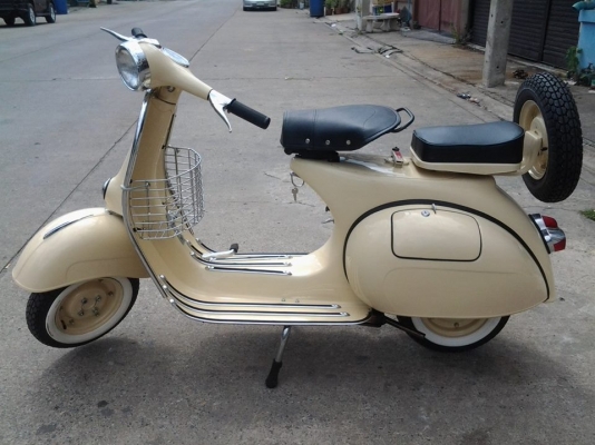 vespa 64 สวยๆเสร็จเรียบร้อยพร้อมส่งแล้วครับ ขอบคุณพี่ติ๊ก มากครับที่ไว้ใจสั่งประกอบรถจากร้าน รุ่งเจริญ เวสป้า. ขอบคุณมากครับ...