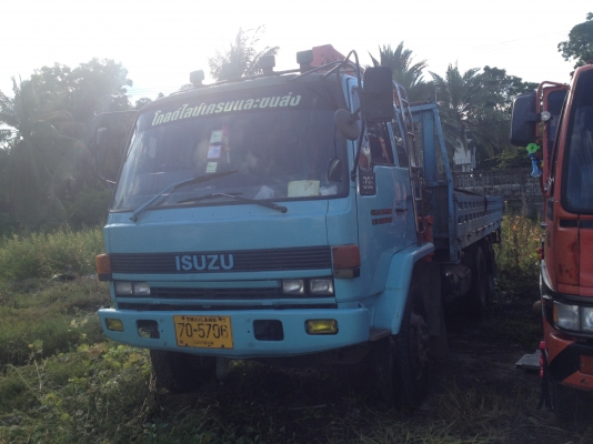 ขายรถบรรทุก10ล้อติดเครน