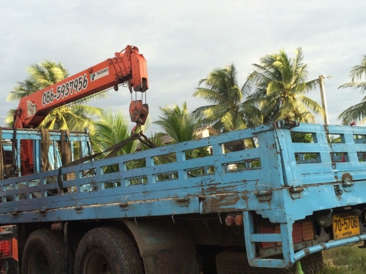 ขายรถบรรทุก10ล้อติดเครน