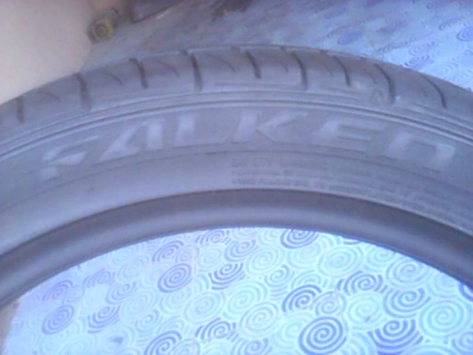 ยางใหม่ 99 \%  falken 205/45/17 มี 4 เส้น 8500 บาท