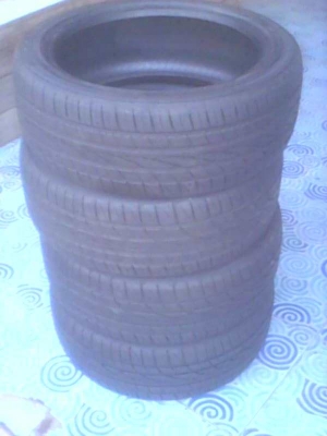 ยางใหม่ 99 \%  falken 205/45/17 มี 4 เส้น 8500 บาท