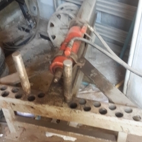 เครื่องดัดเหล็ก ไฮโดลิค แบบแยก รุ่นใหญ่ฮอนแลน ครับ