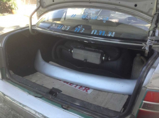 ขาย โตโยต้า โคโรล่า รุ่นไฮท็อค ค.1.6 หัวฉีด ติดแก็สแล้ว