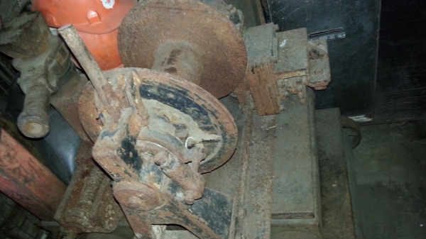 ขายวินส์ติดรถบรรทุกใหญ่สภาพดีของu.s.a