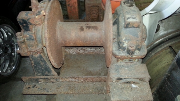 ขายวินส์ติดรถบรรทุกใหญ่สภาพดีของu.s.a